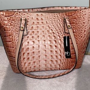 Belk Crocodile style awesome space